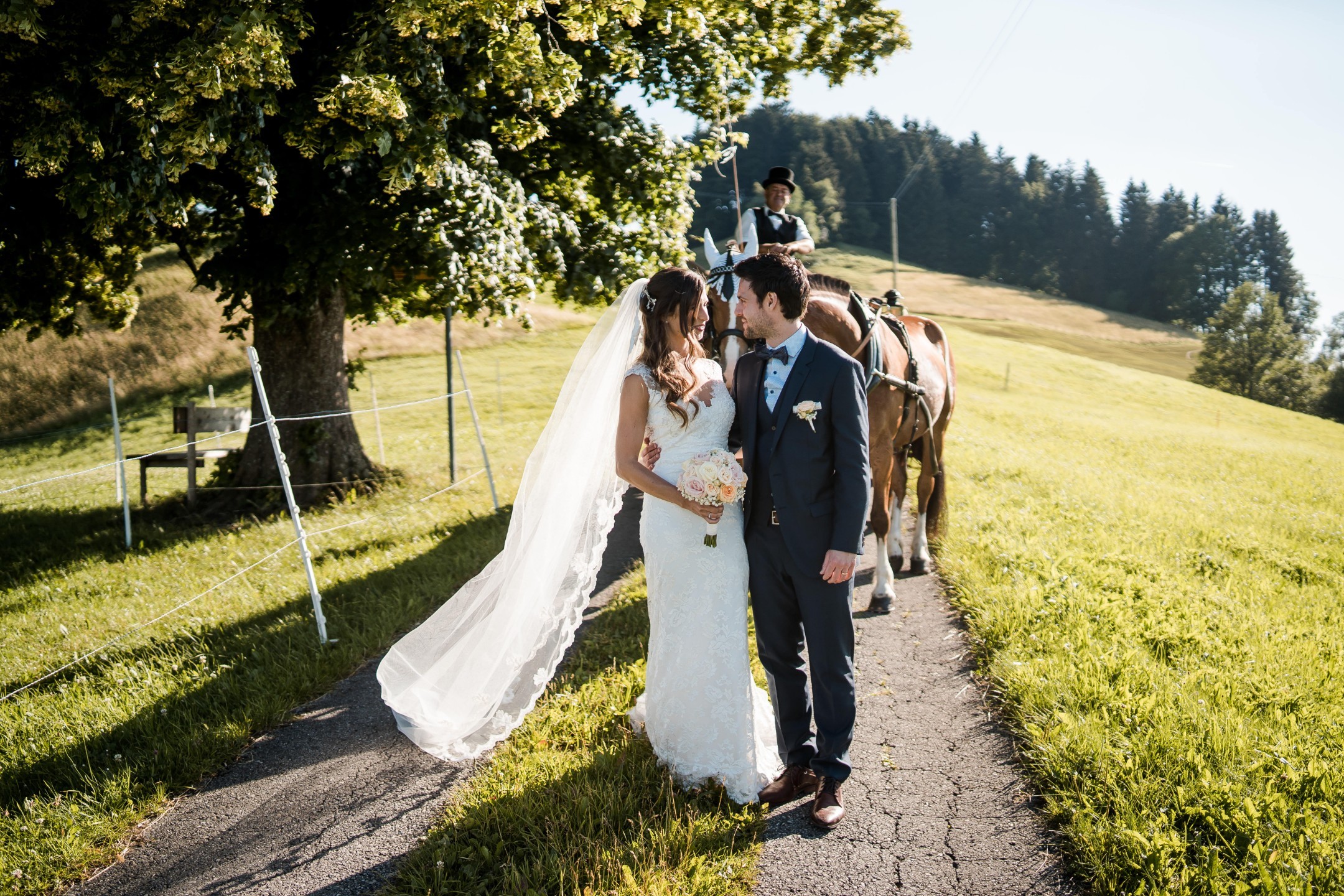 Aida + Tim | Hochzeitsfotografen am Bodensee Haldenhof Urnäsch- Hochzeit in der Schweiz  - Hochzeitsfotografie von Aida und Tim