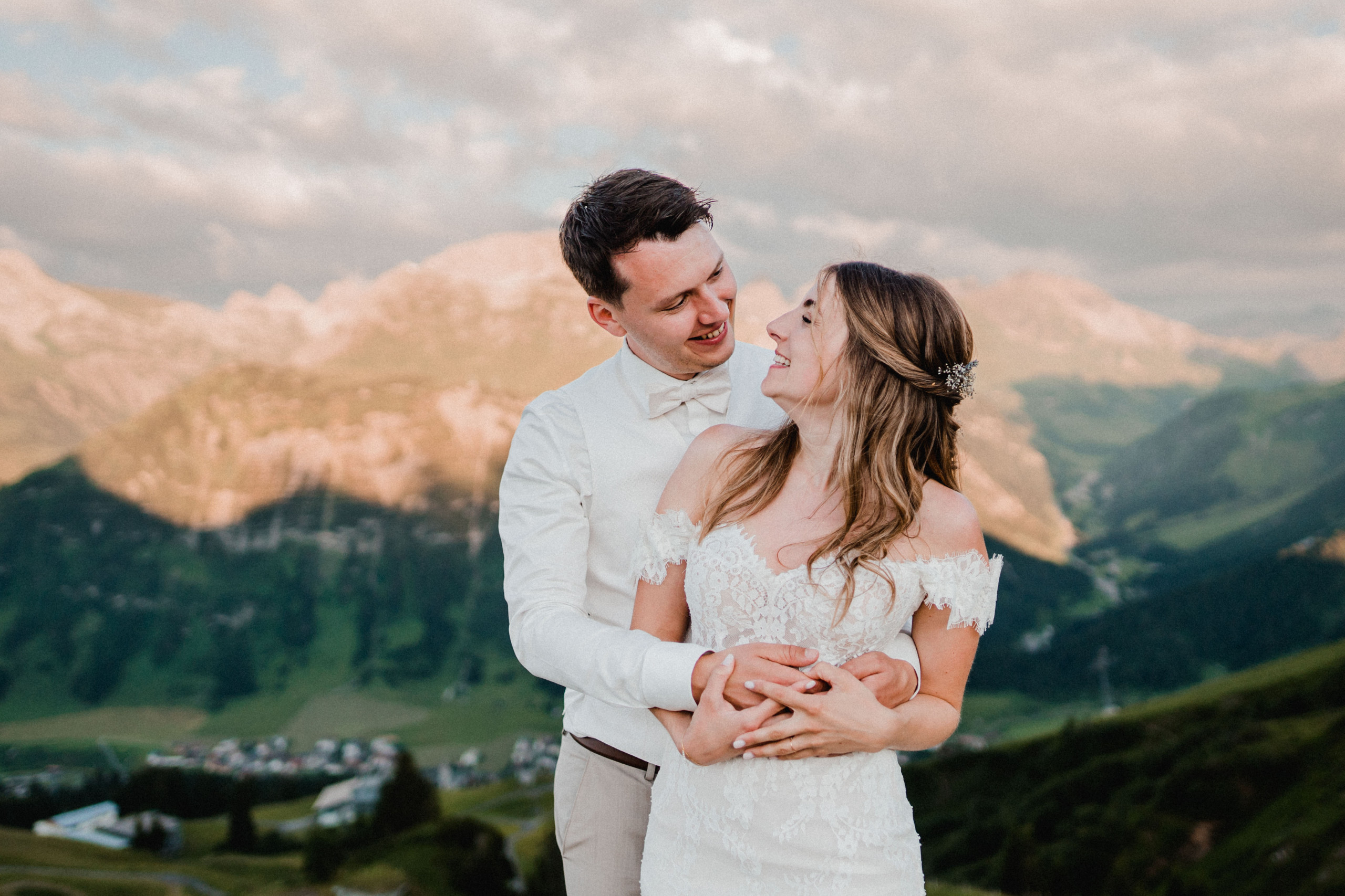 Aida + Tim | Hochzeitsfotografen am Bodensee Hochzeitsfotografen und Videografen aus Konstanz am Bodensee | DE, CH & O  - Hochzeitsfotografie von Aida und Tim