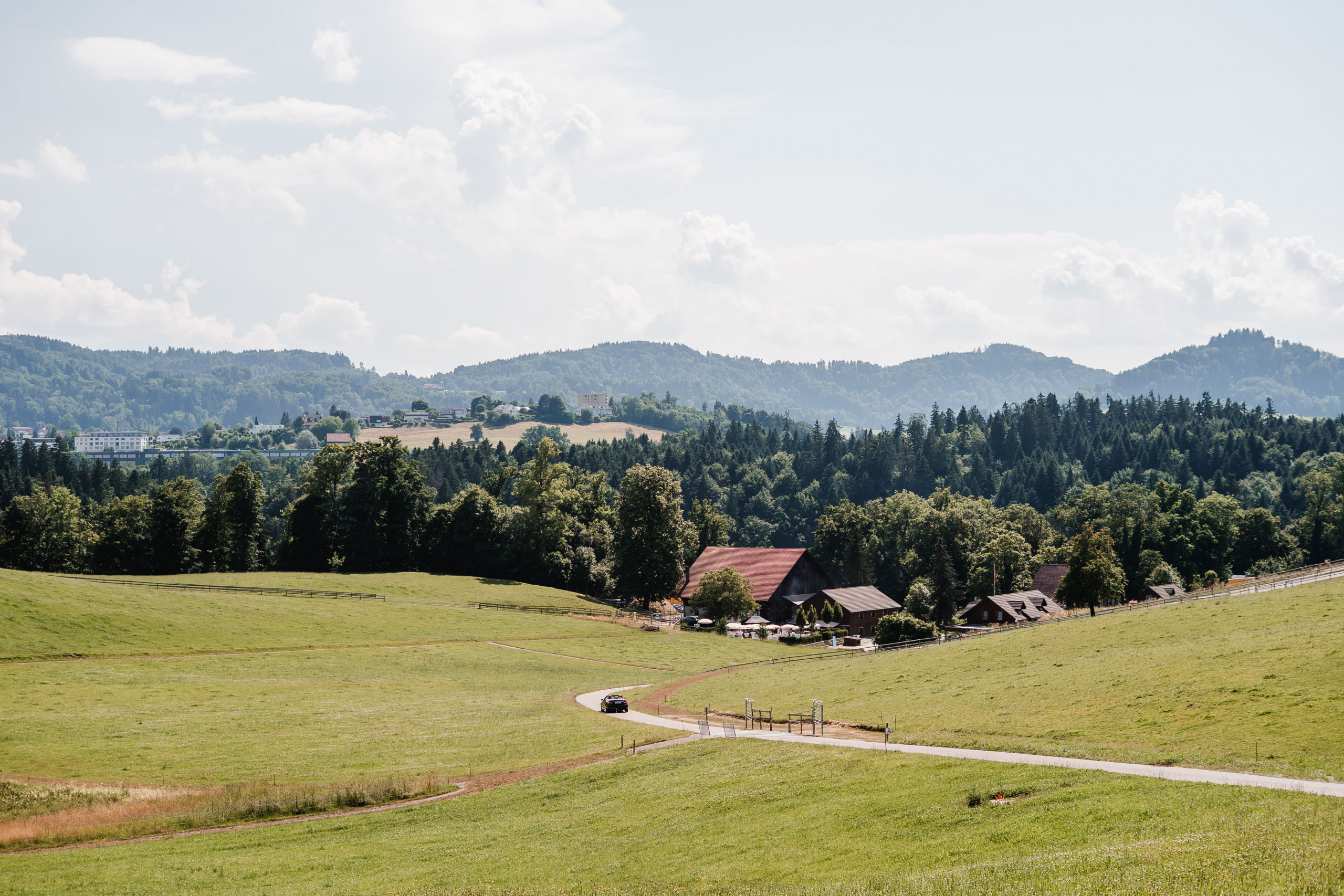 Aida + Tim | Hochzeitsfotografen am Bodensee Brunnerhof Niederwil | Hochzeit Schweiz  - Hochzeitsfotografie von Aida und Tim