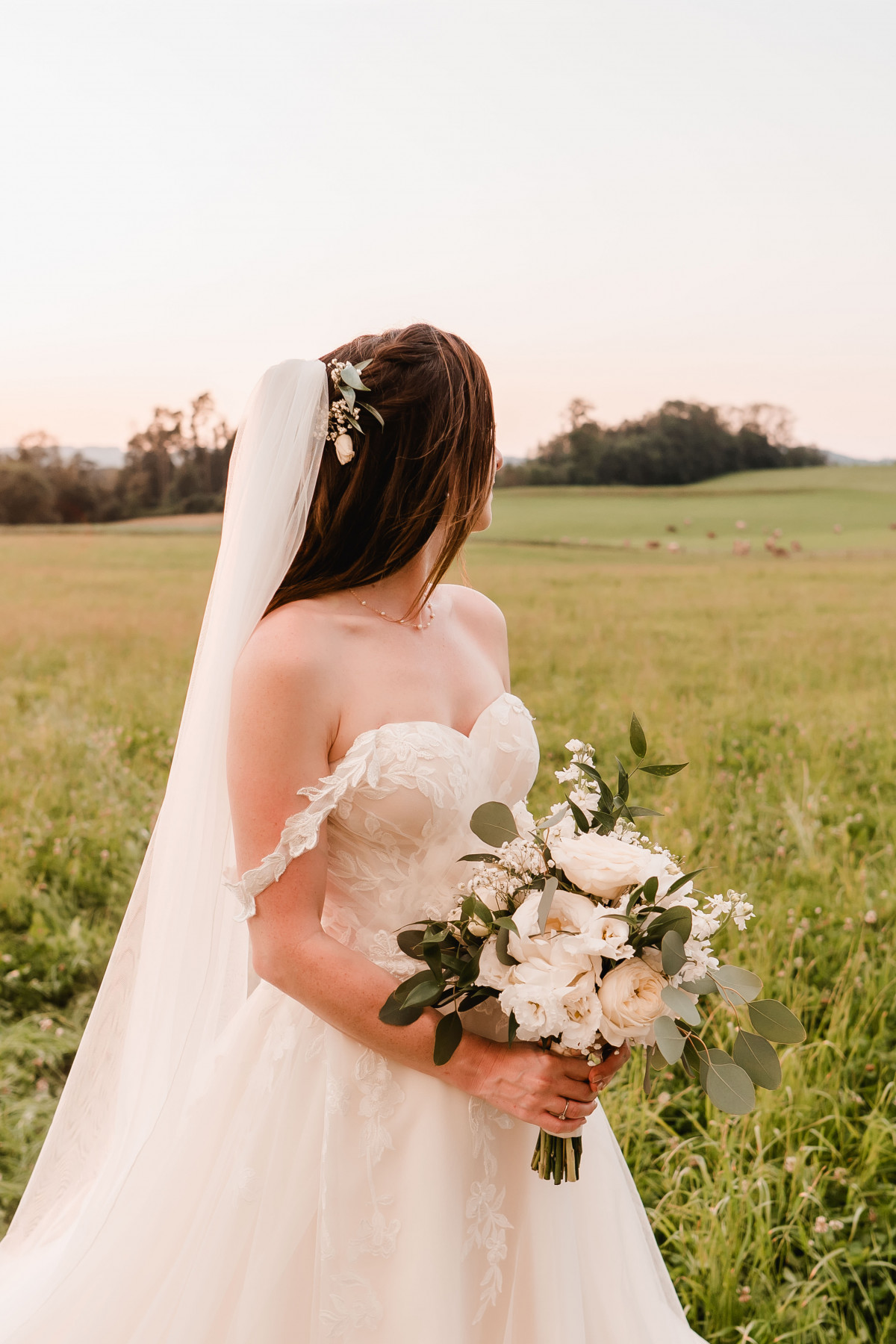 Aida + Tim | Hochzeitsfotografen am Bodensee Brunnerhof Niederwil | Hochzeit Schweiz  - Hochzeitsfotografie von Aida und Tim