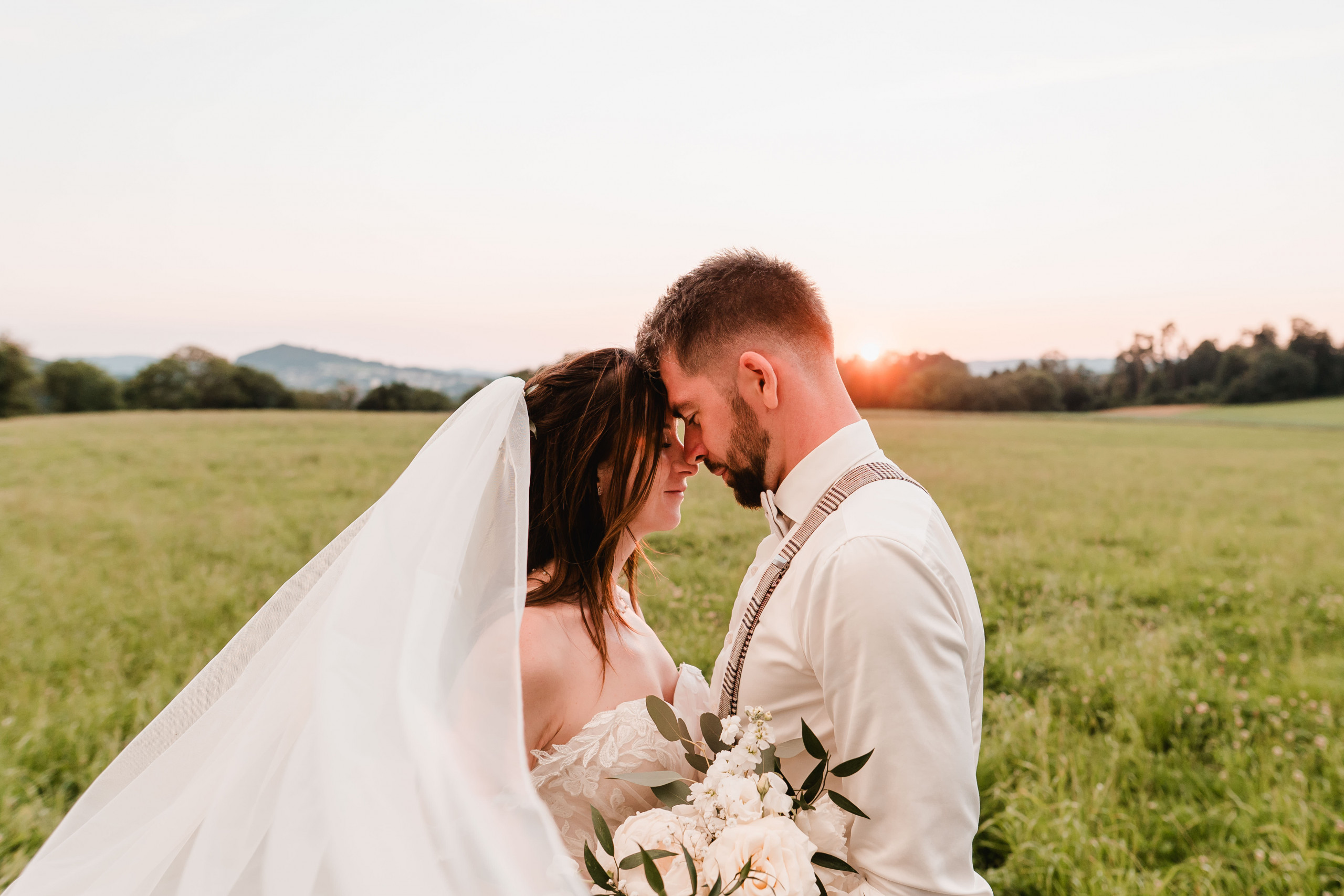 Aida + Tim | Hochzeitsfotografen am Bodensee Hochzeitslocation: Brunnerhof Niederwil  - Hochzeitsfotografie von Aida und Tim